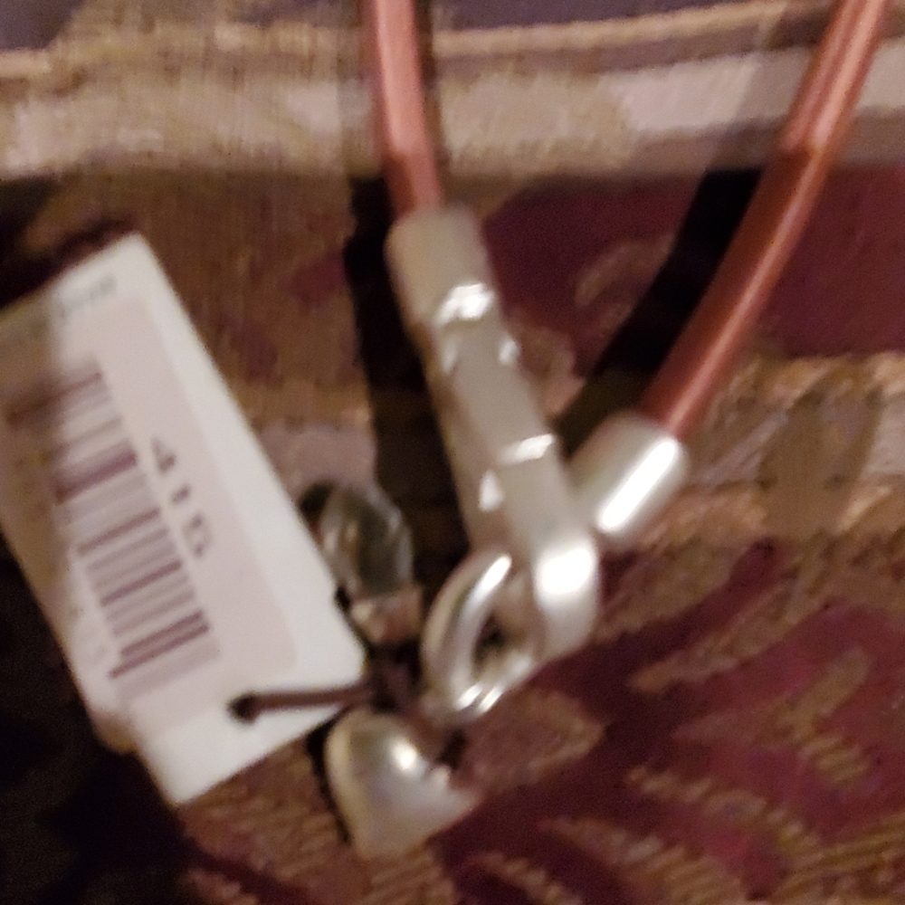 Necklace - Picture 2 of 2